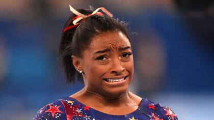 Algunas colegas sospecharon que Simone Biles estaba sufriendo de un episodio de "twisties".