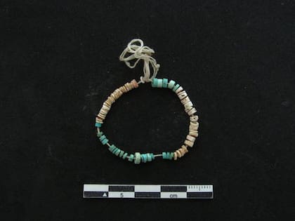 Algunas de las joyas encontradas en las excavaciones (Foto: Cortesía | Cristina García Moreno para El Sol de México)