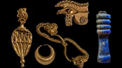 Algunas de las reliquias encontradas (Foto: Ministerio Egipcio de Turismo y Antigüedades)