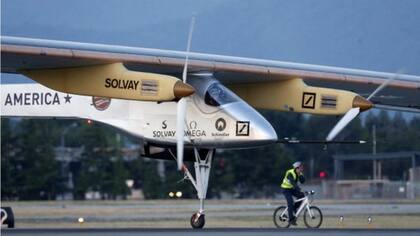 Algunas empresas también realizan pruebas de aviones alimentados por energía solar
