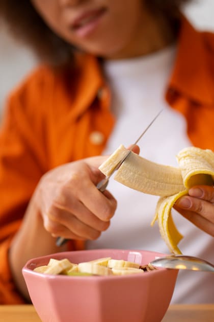 Algunas personas deben evitar el consumo de banana por riesgos para su salud (Foto: Freepik)