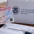 El DHS podría revocar autorizaciones de trabajo e invalidar documentos en cualquier momento