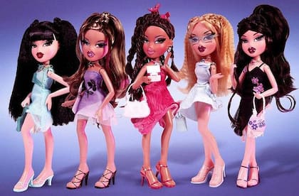 Algunas tiendas que no comercializan con la marca Mattel tienen oferta de otras muñecas, más baratas, como Kiara, Gloria o Rainbow High; muchos se conforman con estas opciones como sustitutas de Barbie
