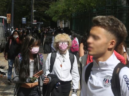 Algunos alumnos todavía no se habían enterado de que ahora es optativo el uso del barbijo