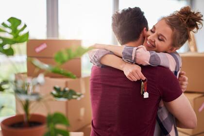 Algunos bancos están bajando sus tasas de interés lo que permite un mayor acceso a quienes necesitan un crédito para comprar su casa