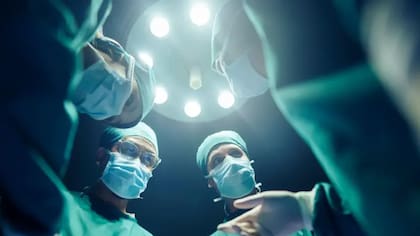 Algunos científicos sostienen que hacer que los pacientes tarden más en salir de la anestesia podría generar beneficios mentales