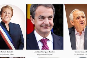 Algunos de los firmantes