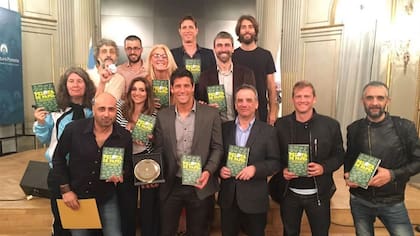 Algunos de los cuentistas de Pelota de Papel