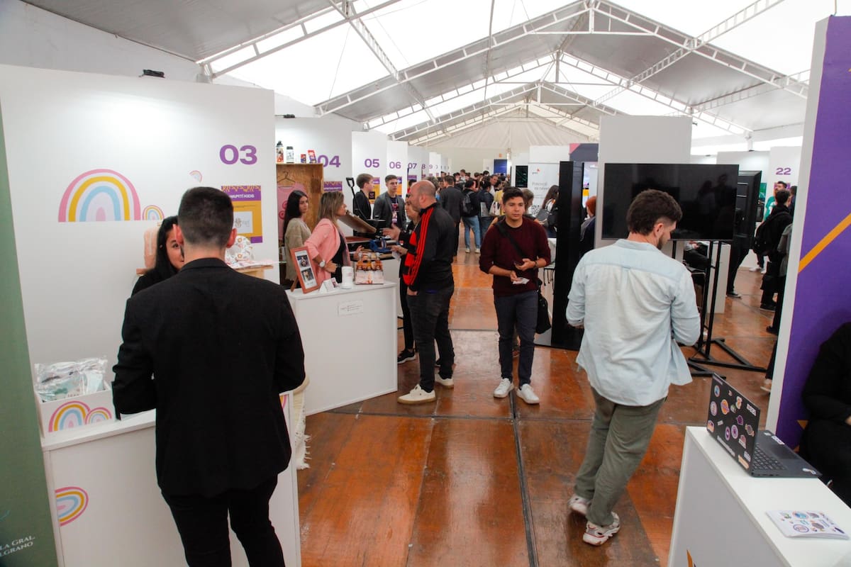 Algunos de los emprendedores que se presentaron en Feria 21.