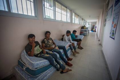 Algunos de los evacuados de Santa Victoria Este, Salta