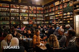 "Algunos entran y se emocionan", dicen los actuales dueños de la pulpería