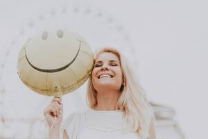 Algunos están destinados a ser más felices que otros, pero eso no significa que no haya caminos para poder ser más feliz (Imagen ilustrativa: PEXELS)