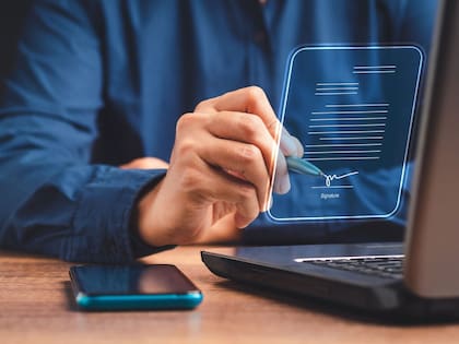 Algunos formularios deben estar firmados digitalmente, con lo que se da fe de que la información aportada es correcta