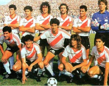 Algunos jugadores del plantel de River 1991, como Basualdo, Astrada, Higuaín y Medina Bello