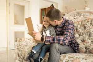 Qué significa para la psicología que los padres guarden muchos recuerdos de sus hijos