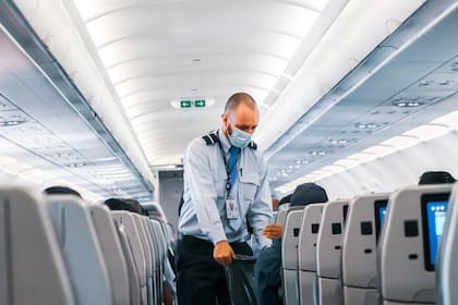 “Algunos países cobran un IVA que si se quiere es más lógico. Puede que alguno tenga una tasa similar a la de Migraciones, pero la discusión ya no son ni siquiera las pequeñas tasas sino el 30%, el 45% y el 25% que no existe", dijo Felipe Baravalle, de Jurca