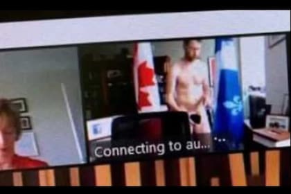 Algunos parlamentarios defendieron al legislador y señalaron que la filtración de la foto sin su consentimiento era un delito