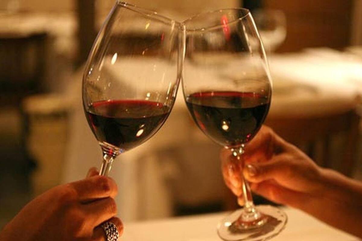 Algunos productores desafían las estructuras y elaboran con métodos no convencionales vinos audaces en pequeñas cantidades.