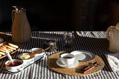 Algunos profesionales aconsejan esperar al menos 12 horas desde la última comida del día anterior para desayunar