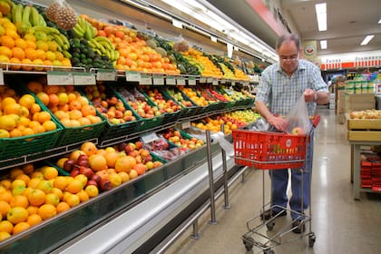 Algunos resaltan que el problema de las promociones es que las empresas las ofrecen como alternativa a una baja real de precios