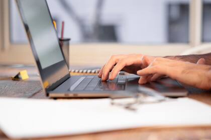 Algunos servicios del sitio web del Uscis podrían presentar interrupciones