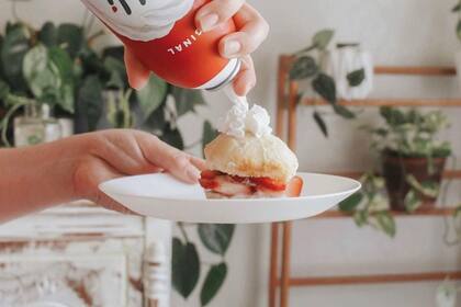 Algunos supermercados han comenzado a restringir la venta de crema batida a menores