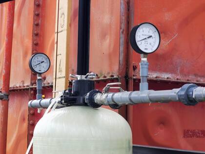 Algunos tanques de propano tienen incorporado un manómetro que mide exactamente cuánto gas queda en su interior