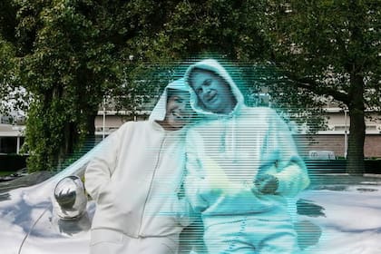 Alicia Framis y su esposo creado con inteligencia artificial