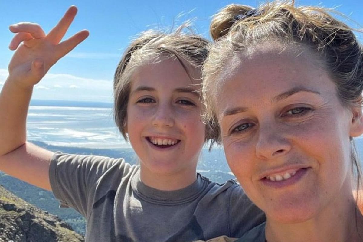 Alicia Silverstone tiene un hijo de 11 años y ha generado diferentes opiniones por la manera en la que lo educa