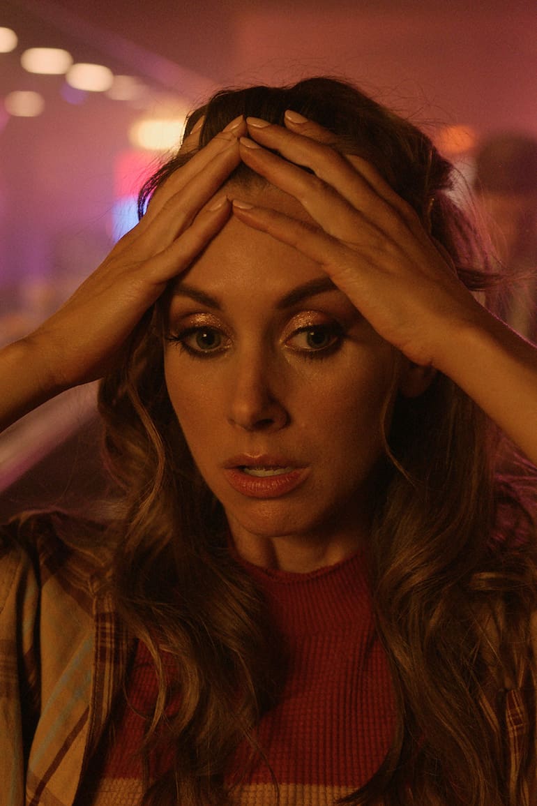 Alison Brie en Roar