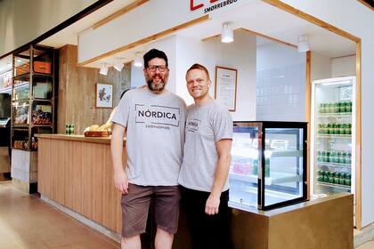 Allan Johansen con su socio Ale Montenegro, en Nórdica