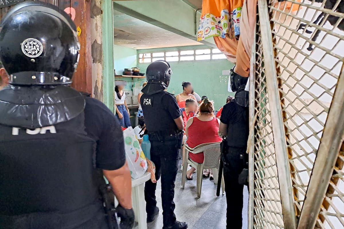 Allanamiento en la cárcel de Ezeiza