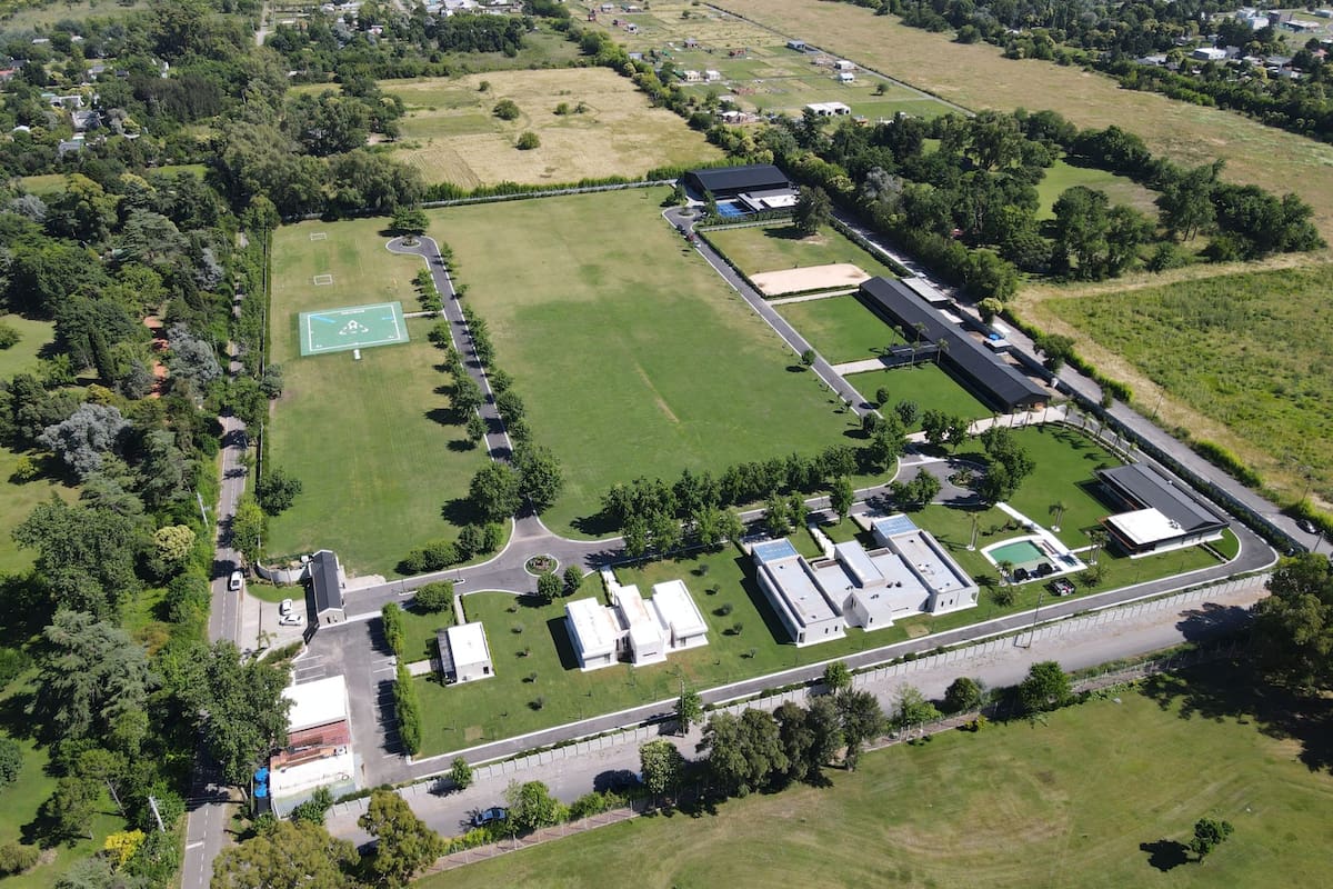 Allanamiento en la quinta de Villa Rosa, Pilar, que estaría vinculada de dirigentes de AFA