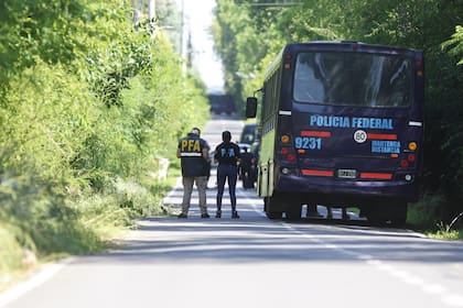 Allanamiento en la quinta del Chiqui Tapia en Pilar