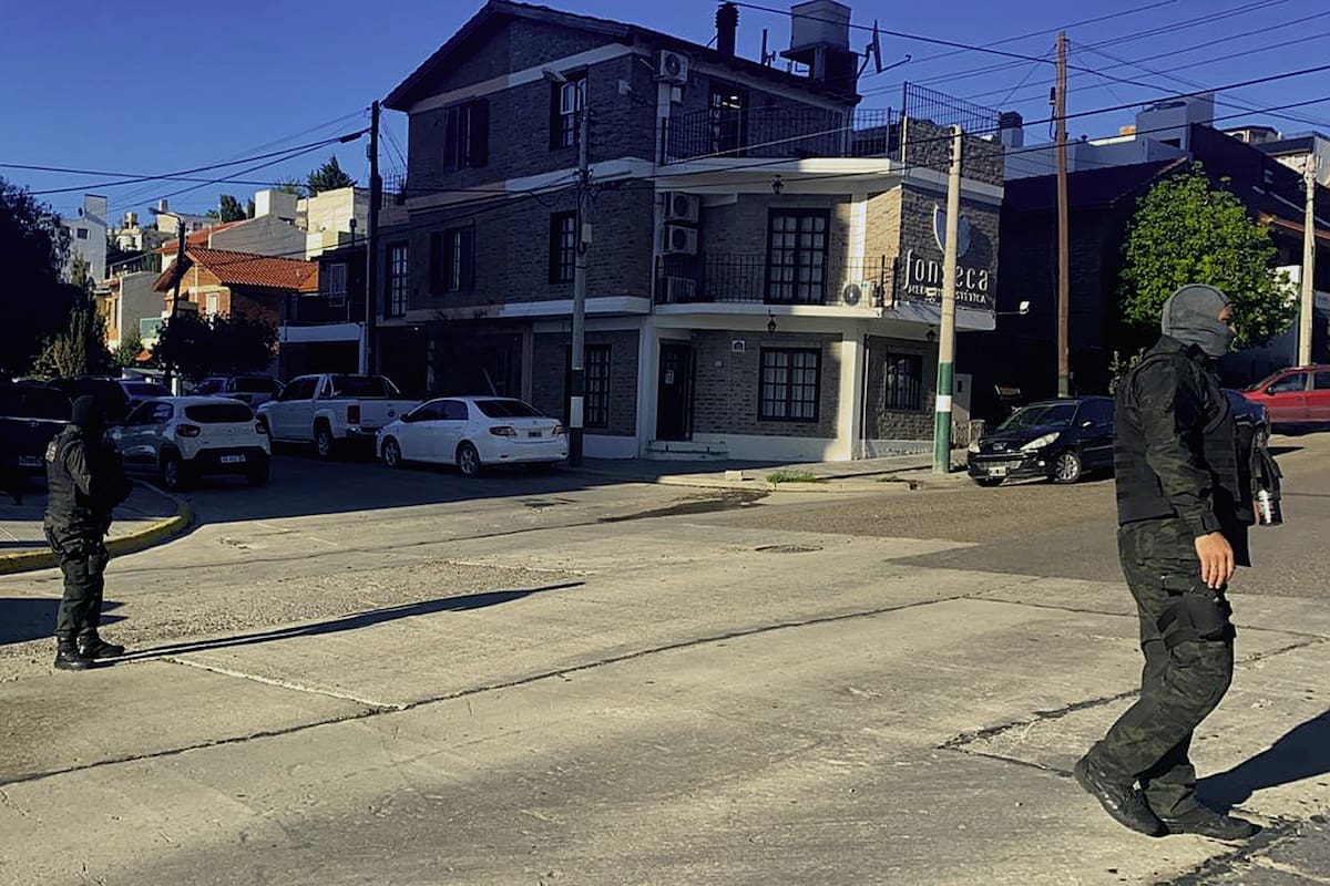 Allanamiento en una sede de Camioneros en Comodoro Rivadavia