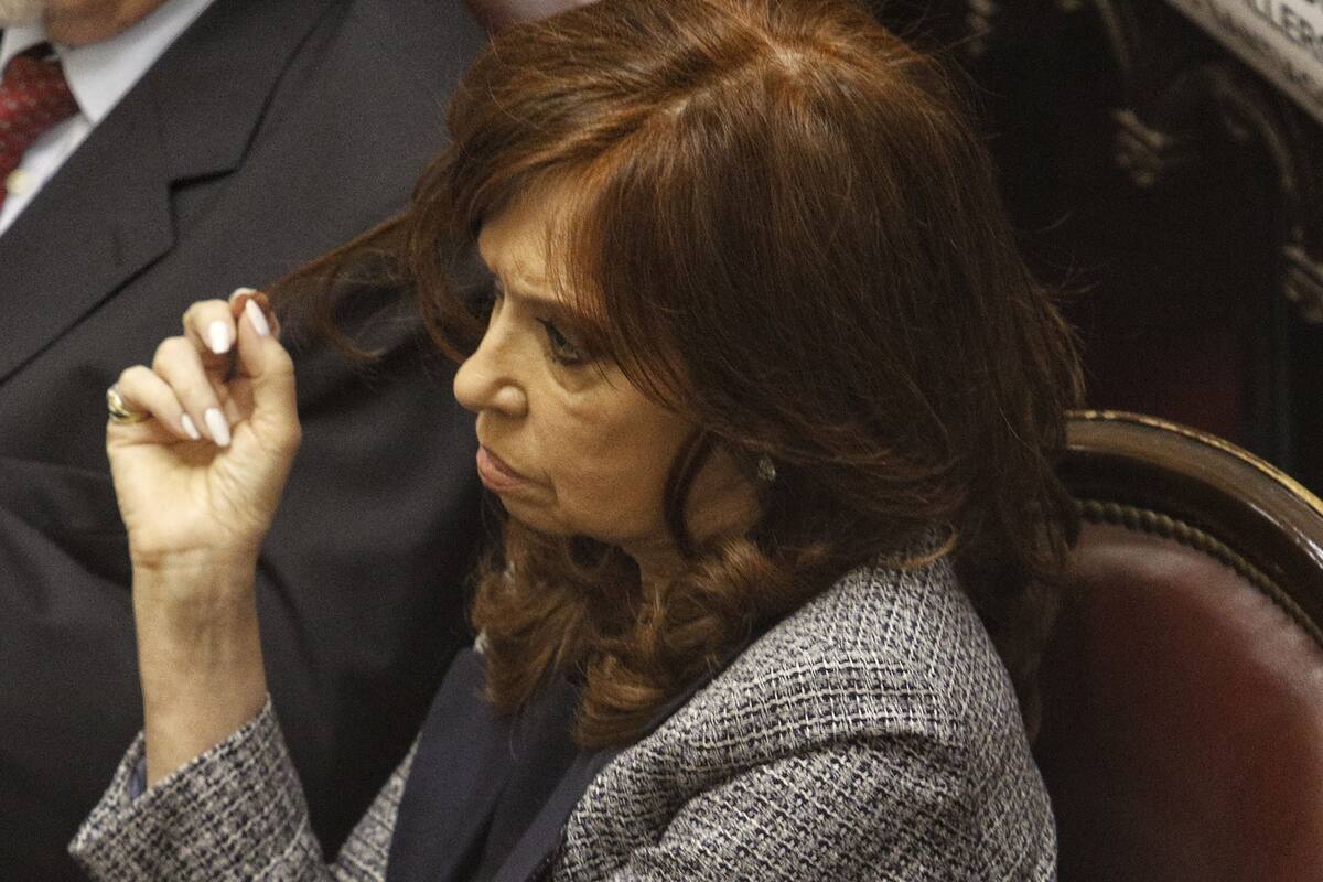 Allanamientos: Cristina Kirchner negó que haya "bóvedas o documentos ilícitos" en sus domicilios
