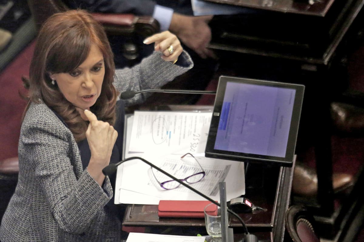 Allanamientos: Cristina Kirchner negó que haya "bóvedas o documentos ilícitos" en sus domicilios