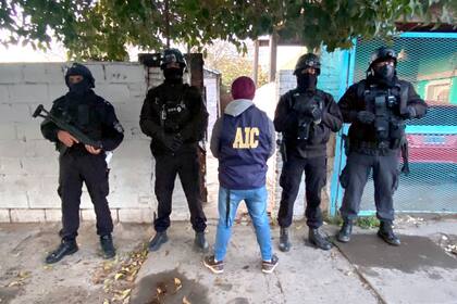 Allanamientos de la Justicia santafecina tras los ataques a sindicatos