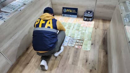 Allanamientos de la PFA en joyerías del conurbano que funcionaban como cuevas