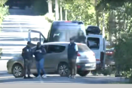 Allanamientos en la quinta de Villa Rosa en el marco de una causa por lavado de dinero