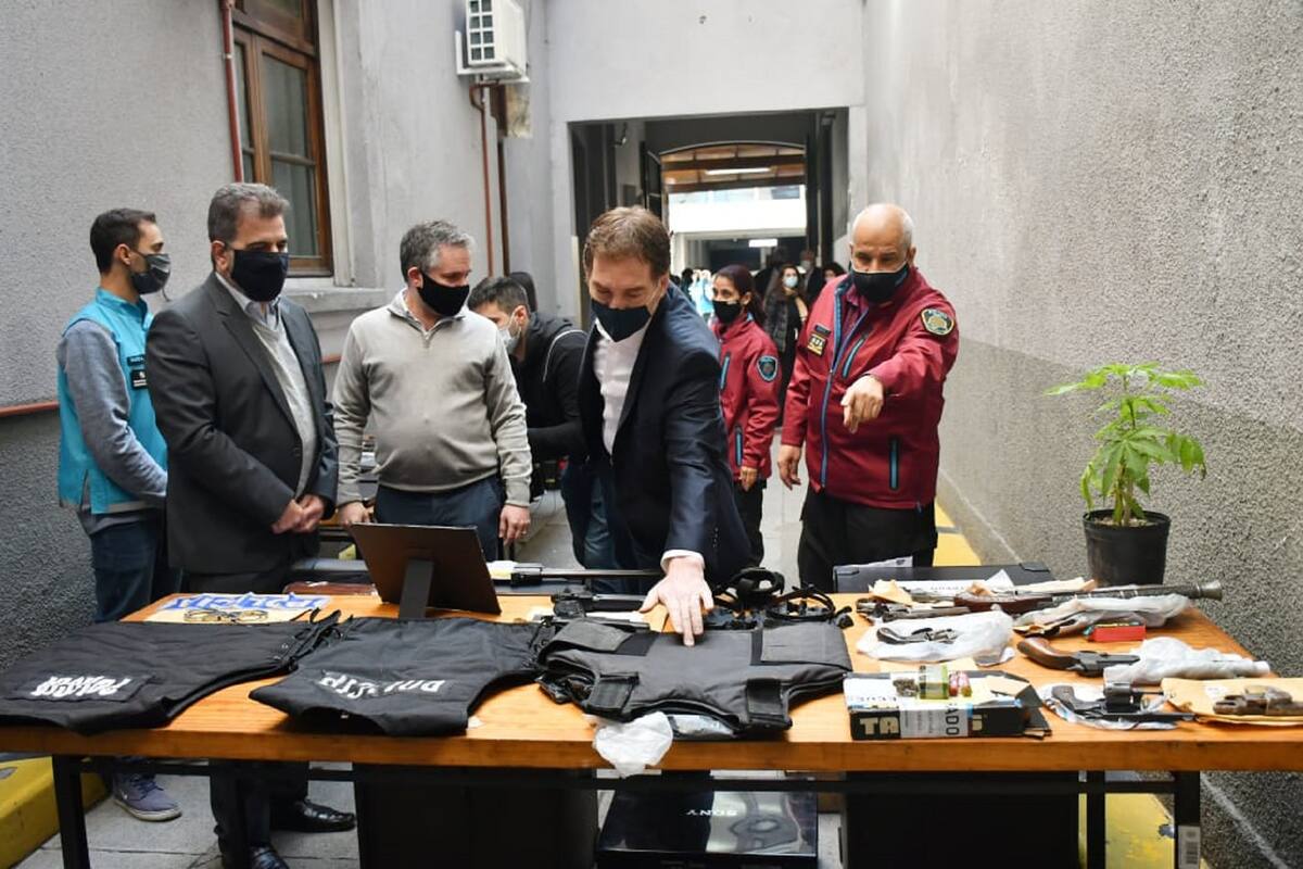 Allanamientos para desbaratar una banda dedicada a las entraderas