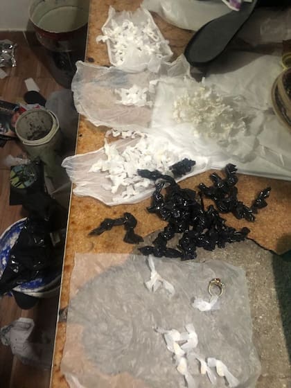 Allanaron puestos de venta de drogas en la villa Zavaleta