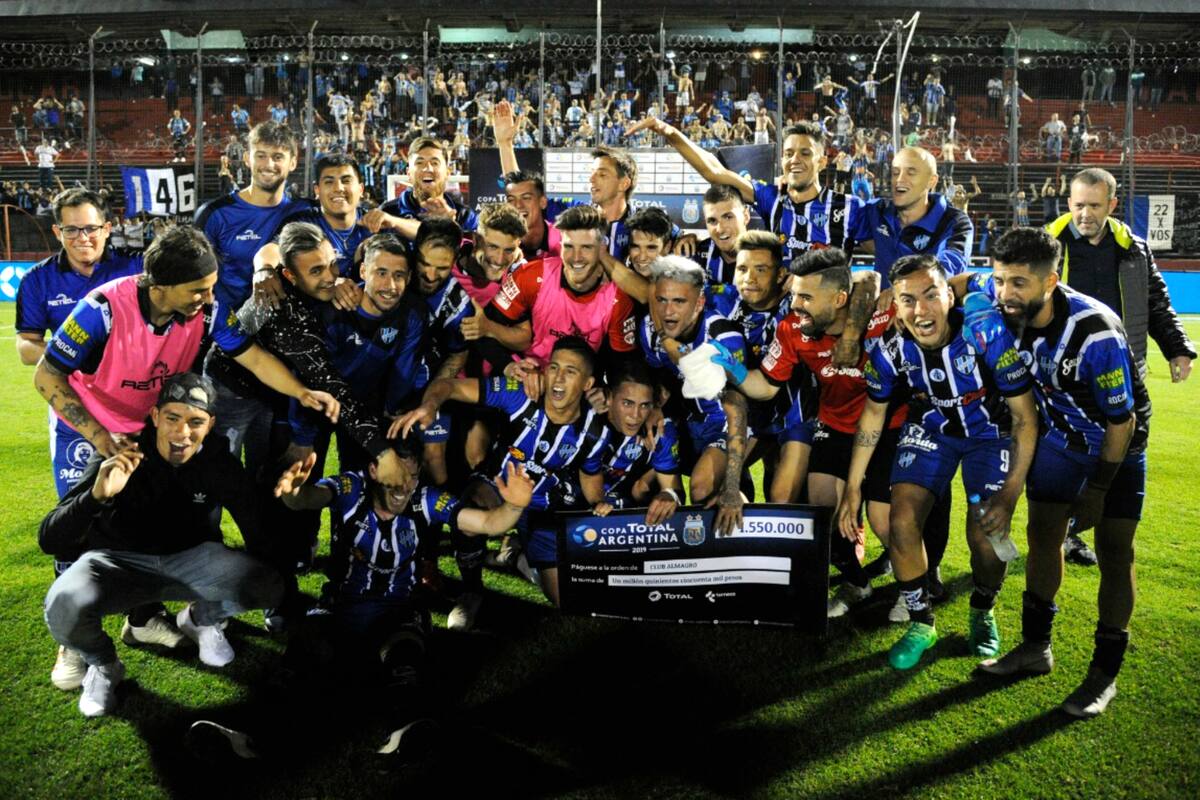 Almagro disfruta su mejor participación en la Copa Argentina