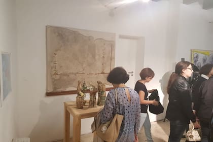 Almas que alimentan. Escultura expuesta en la Bienal de Salerno