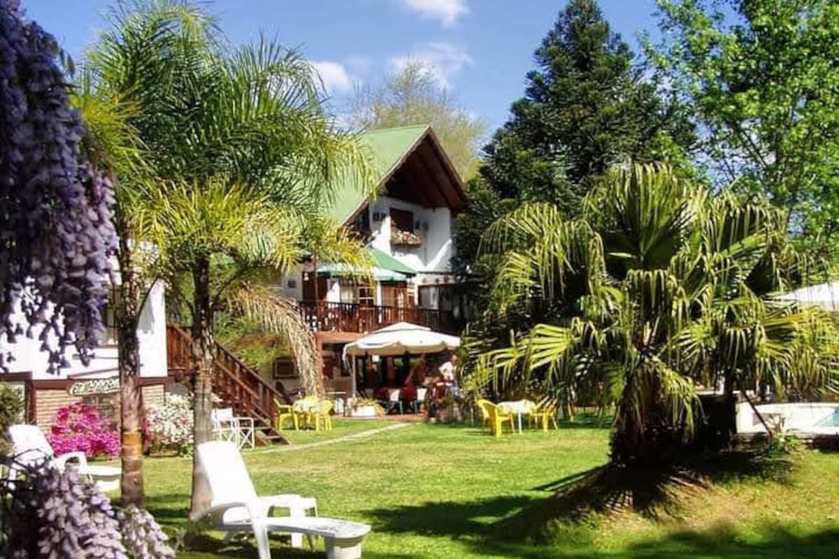 Alpenhaus, un clásico de Tigre, con especialidades alemanas y austríacas