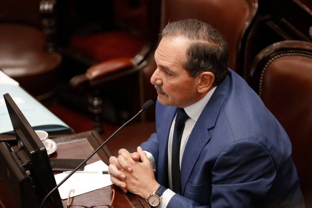 Alperovich presentó su declaración jurada de bienes ante la OA