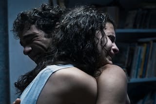 Alpha: una distopía que se pierde en representaciones pero no alcanza profundidad dramática
