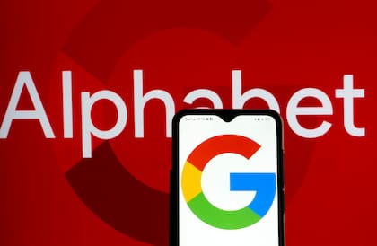 Alphabet es una de las siete magníficas, junto con Tesla, Microsoft, Amazon, Apple, Meta y Nvidia
