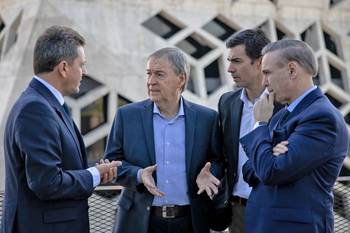 Alternativa Federal: Massa se queda y ratificaron las Paso