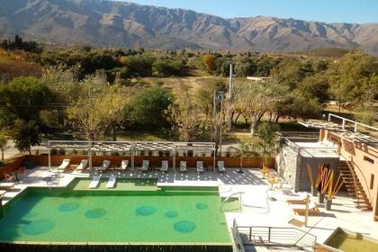 El Hotel Altos de Merlo Suites consideró que los huéspedes potenciales no alcanzan para cubrir los gastos de funcionamiento